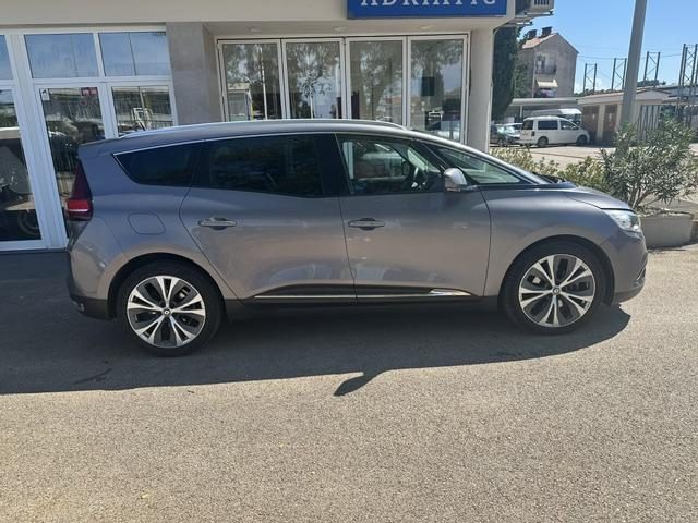 2017 Renault Grand — fotografija 6