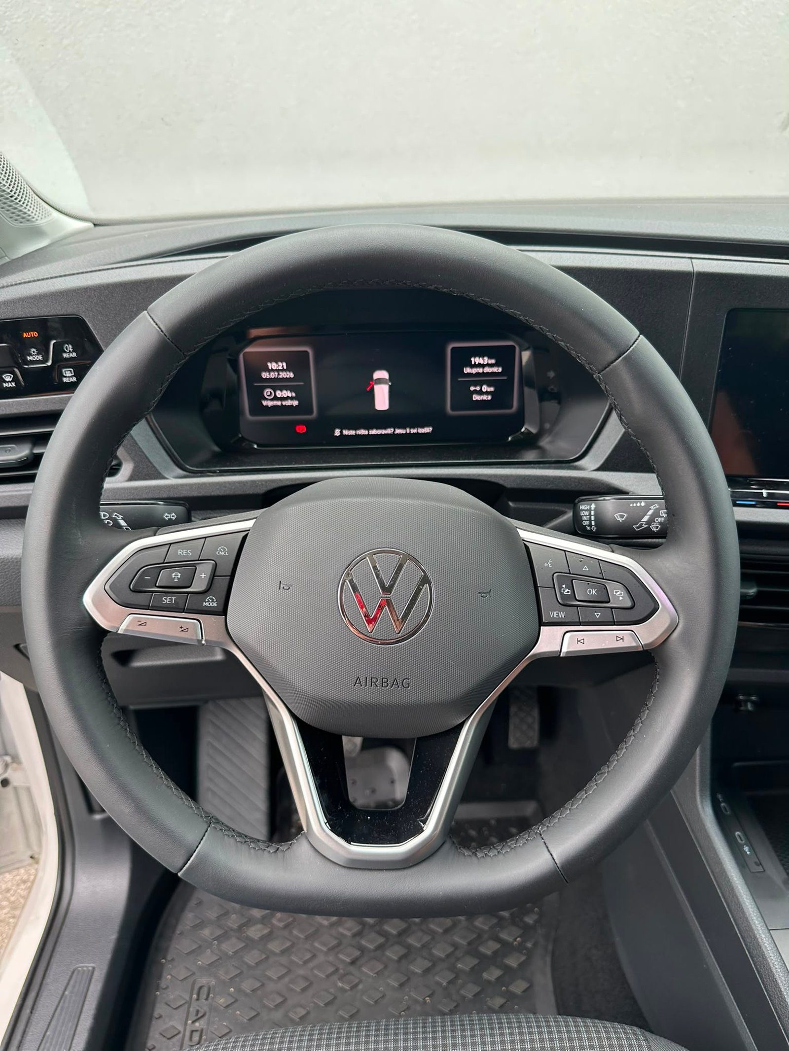 2026 Volkswagen Caddy — fotografija 12