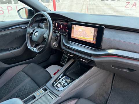 2021 Škoda Octavia — sličica 17