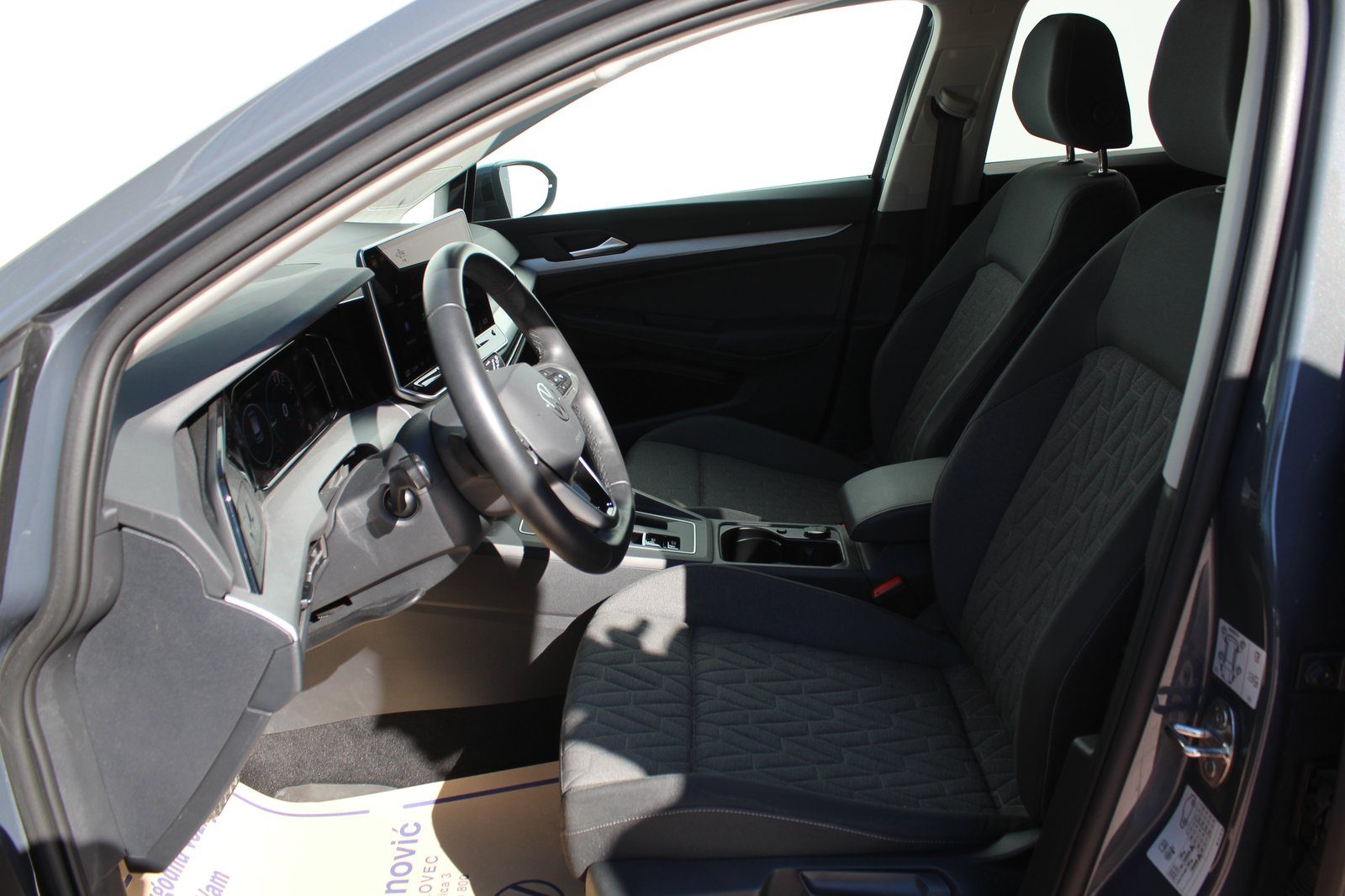 2026 Volkswagen Golf — fotografija 8