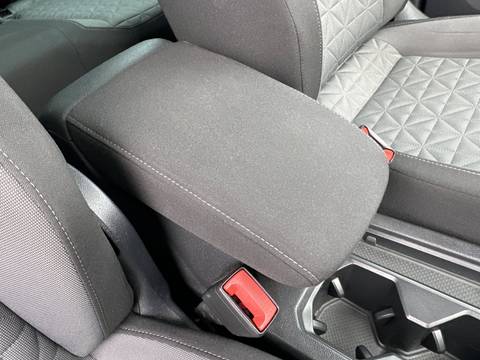 2021 Volkswagen Tiguan — sličica 28