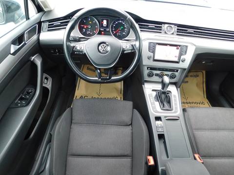 2017 Volkswagen Passat Variant — sličica 9