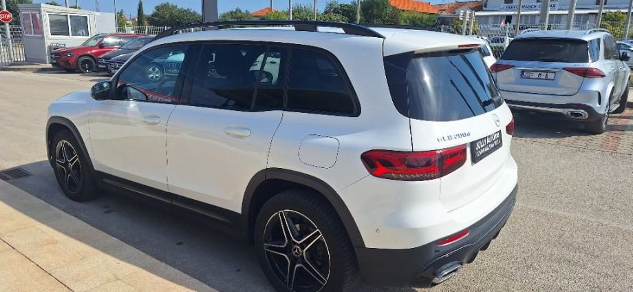 2021 Mercedes-Benz GLB — fotografija 5