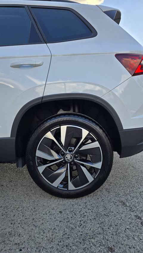 2023 Škoda Karoq — sličica 27