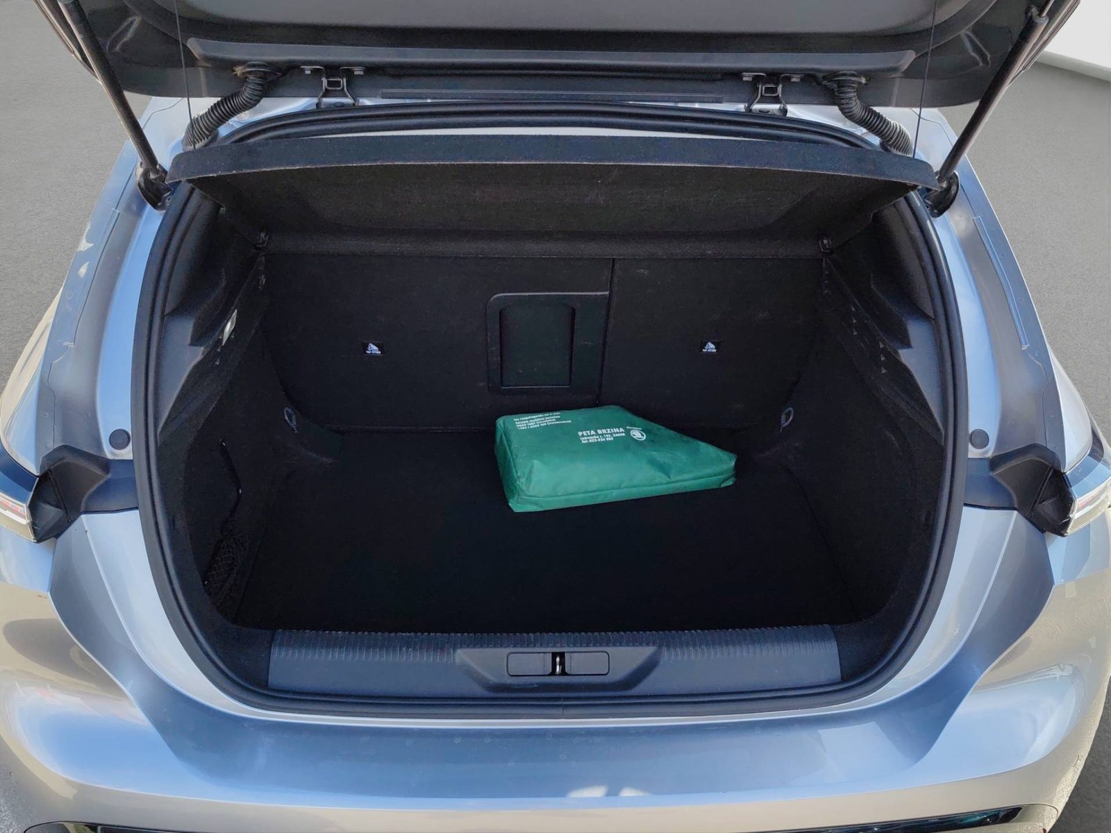 2023 Peugeot 308 — fotografija 10