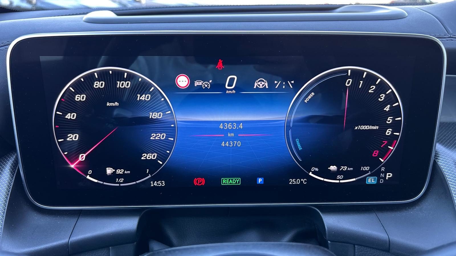 2023 Mercedes-Benz GLC — fotografija 10