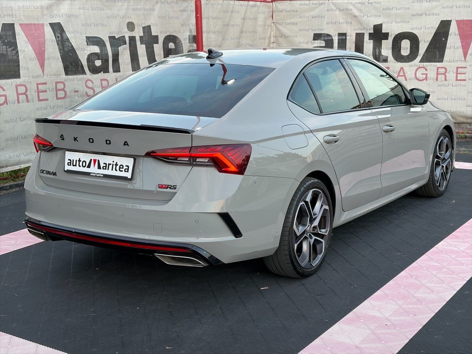 2021 Škoda Octavia — fotografija 5