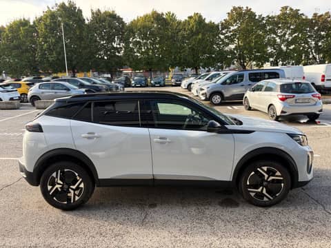 2025 Peugeot 2008 — sličica 6