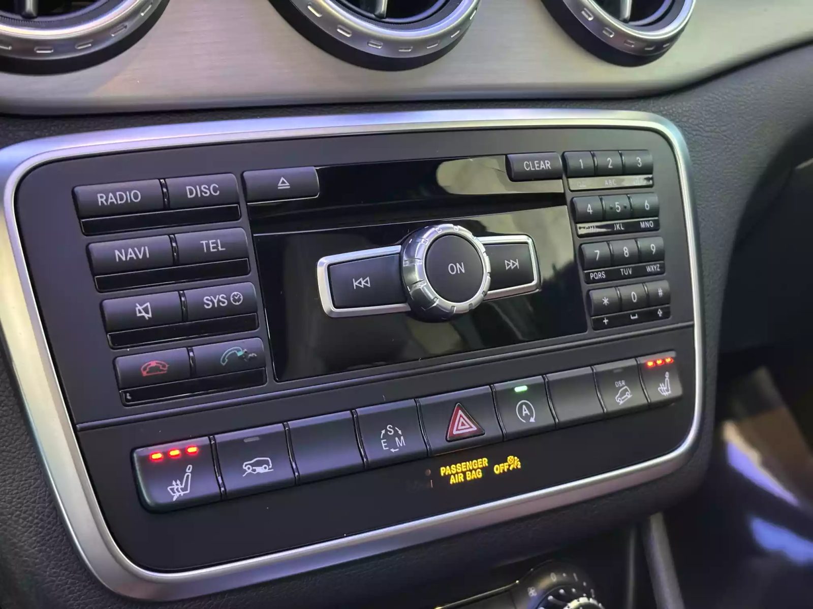 2015 Mercedes-Benz GLA — fotografija 26