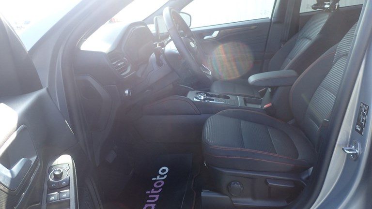 2025 Ford Kuga — fotografija 7