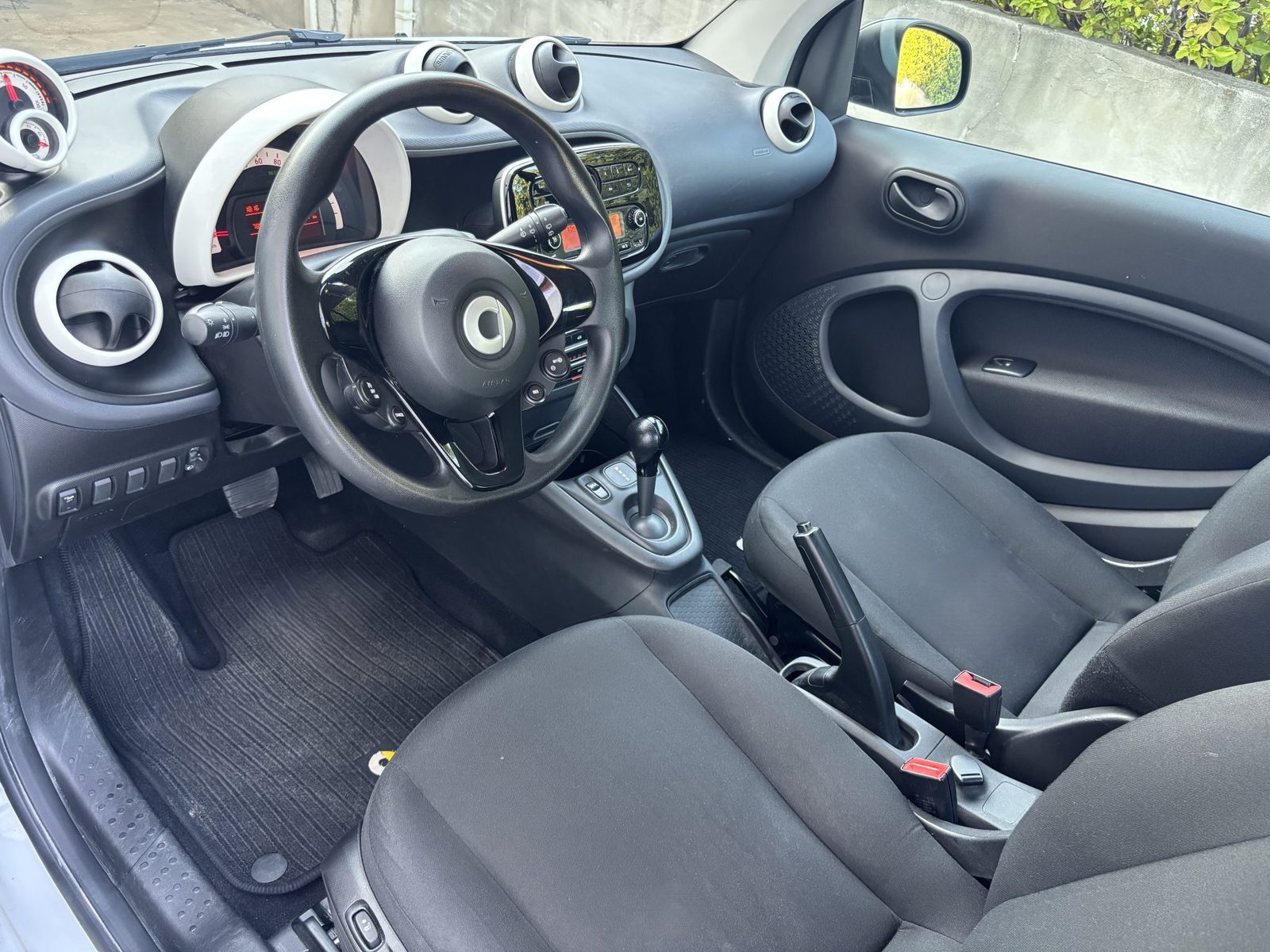 2020 Smart fortwo — fotografija 12