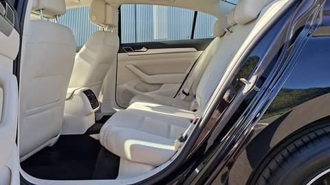 2019 Volkswagen Passat — sličica 7