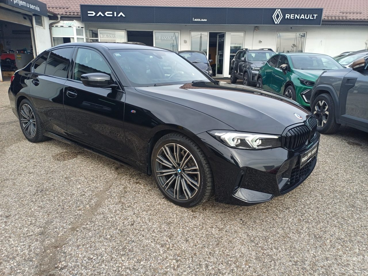 2022 BMW Serija 3 — fotografija 3