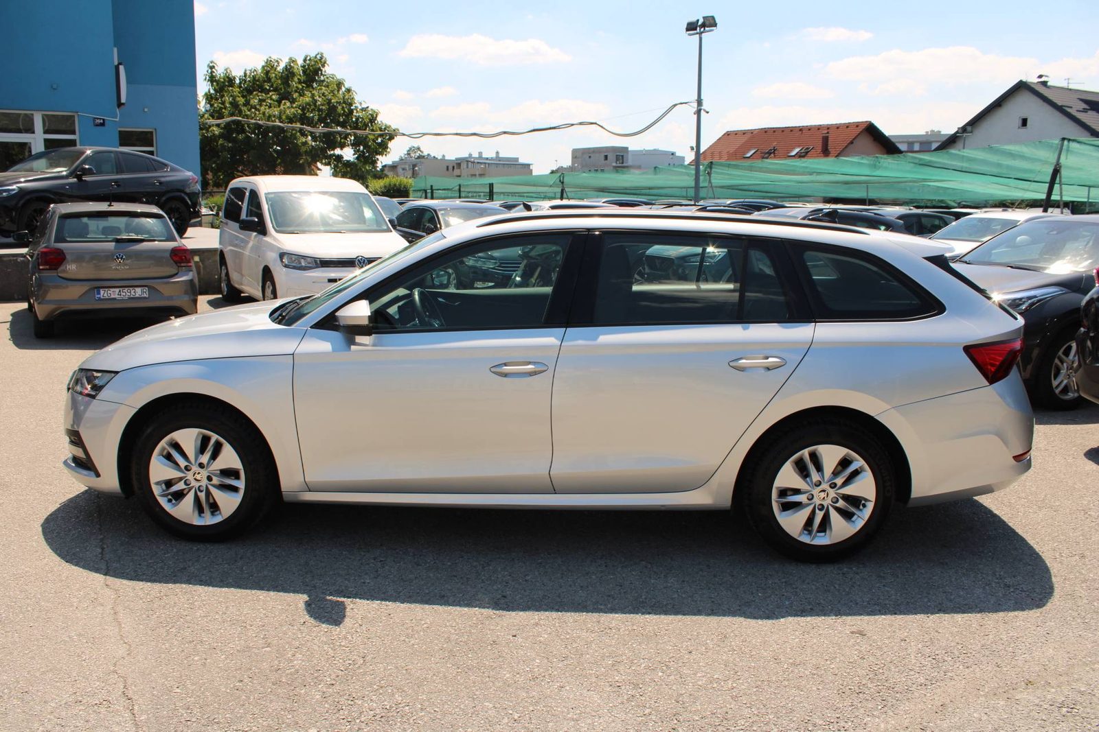 2022 Škoda Octavia Combi — fotografija 8
