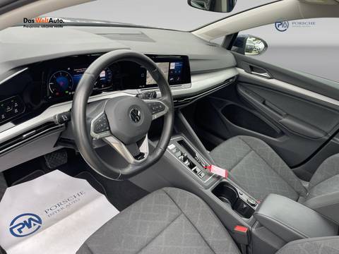 2022 Volkswagen Golf — sličica 11