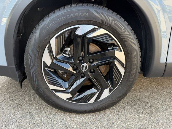 2025 Nissan Qashqai — fotografija 19