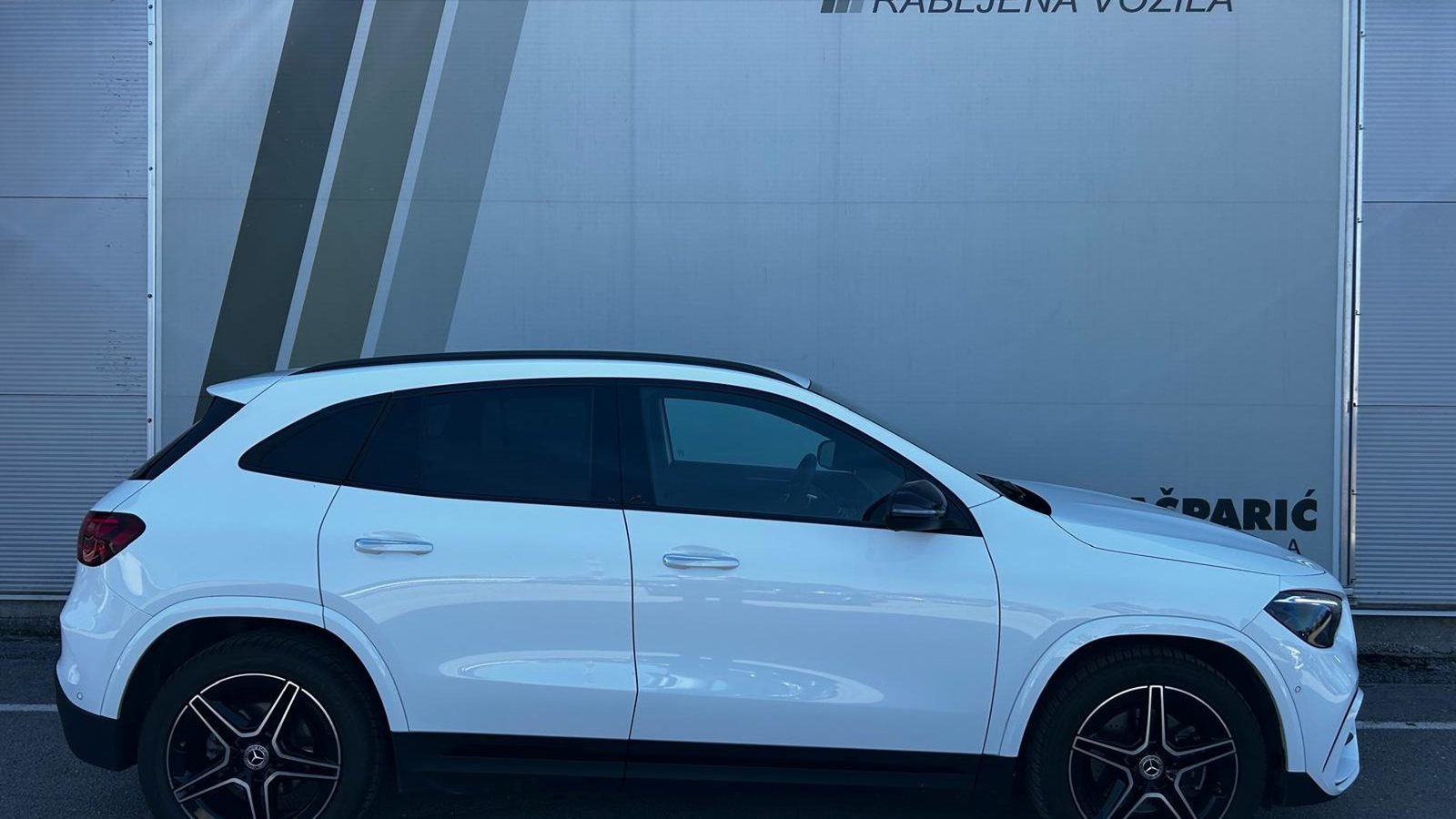 2025 Mercedes-Benz GLA AMG Line — fotografija 8