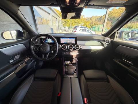 2021 Mercedes-Benz GLB — sličica 8