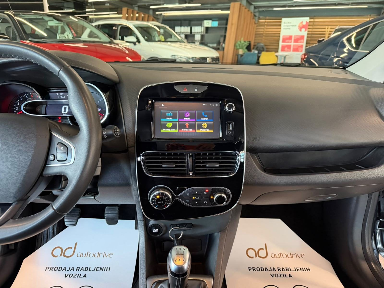 2017 Renault Clio Grandtour — fotografija 17