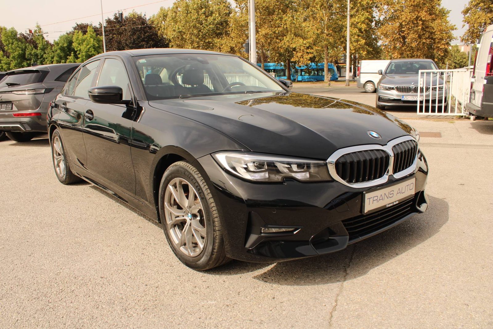 2022 BMW Serija 3 — fotografija 3