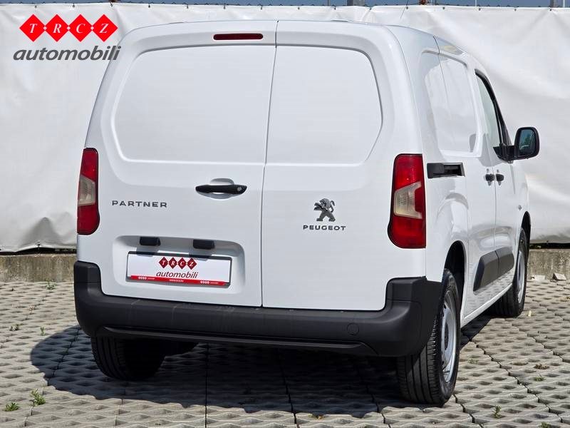 2020 Peugeot Partner — fotografija 3