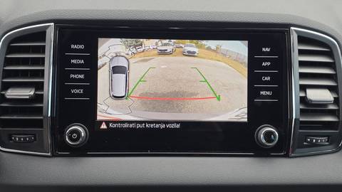 2023 Škoda Karoq — sličica 19