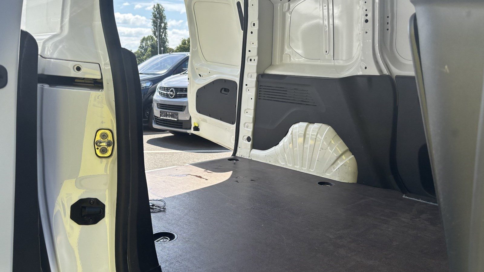 2021 Opel Combo van — fotografija 8