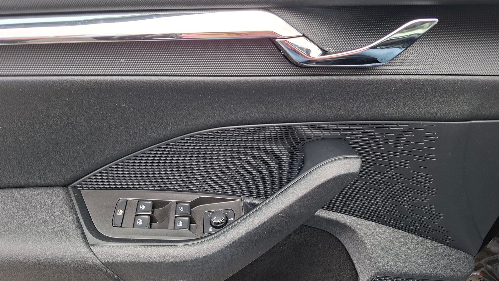2022 Škoda Octavia — fotografija 18