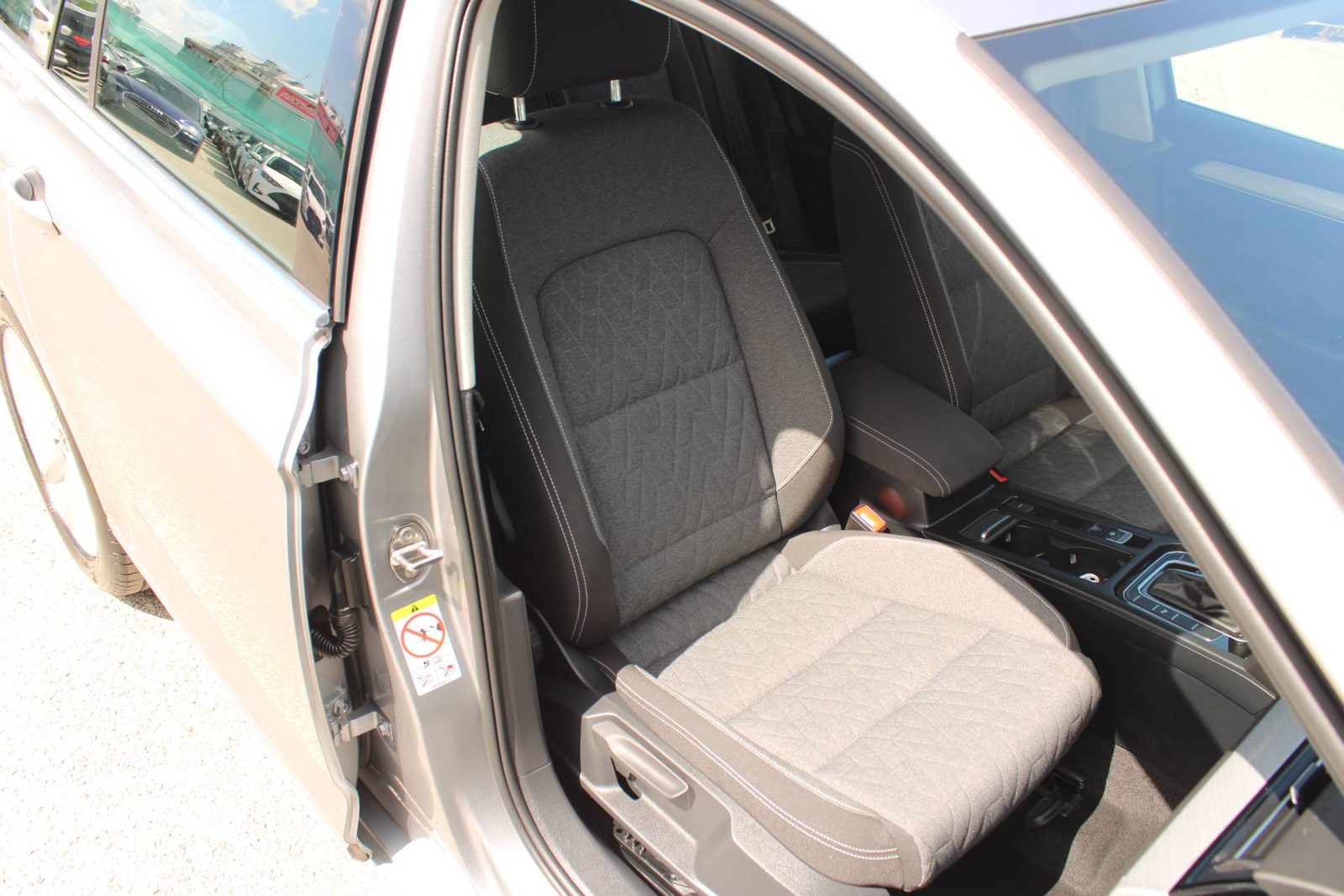 2023 Volkswagen Passat Variant — fotografija 12