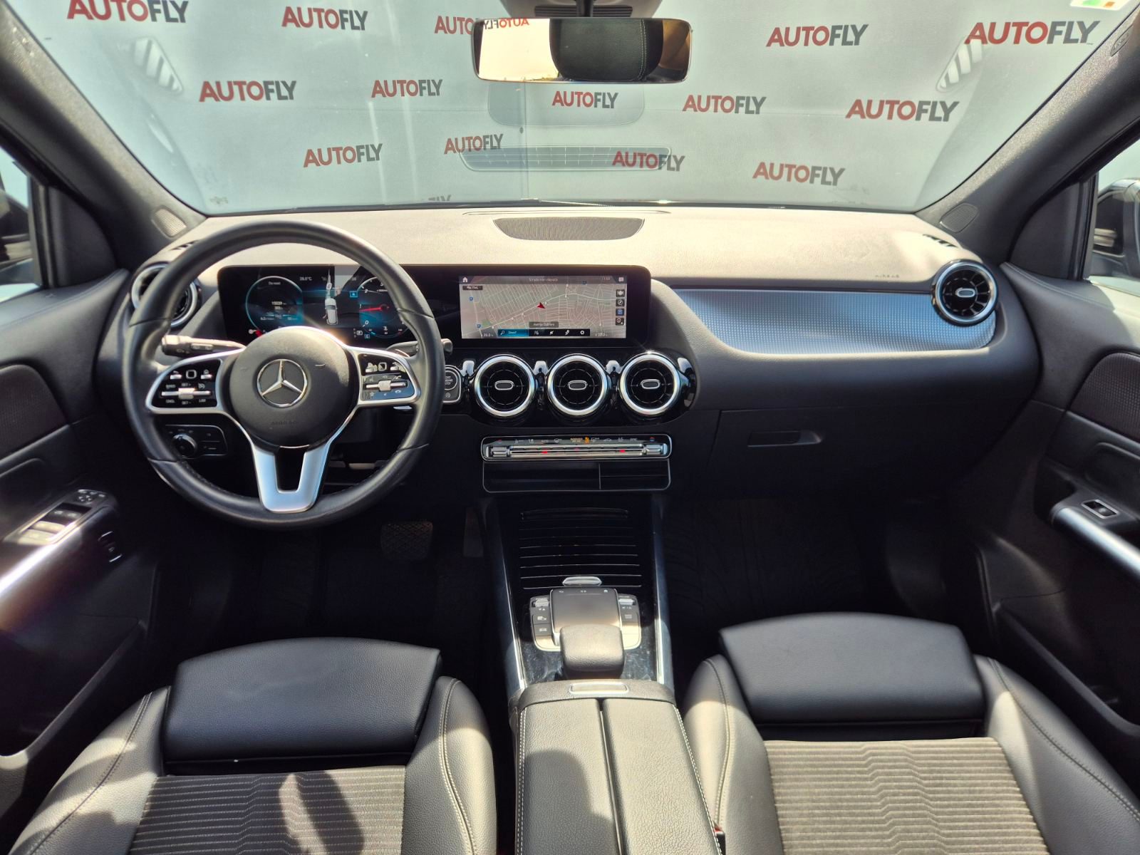 2021 Mercedes-Benz GLA — fotografija 12