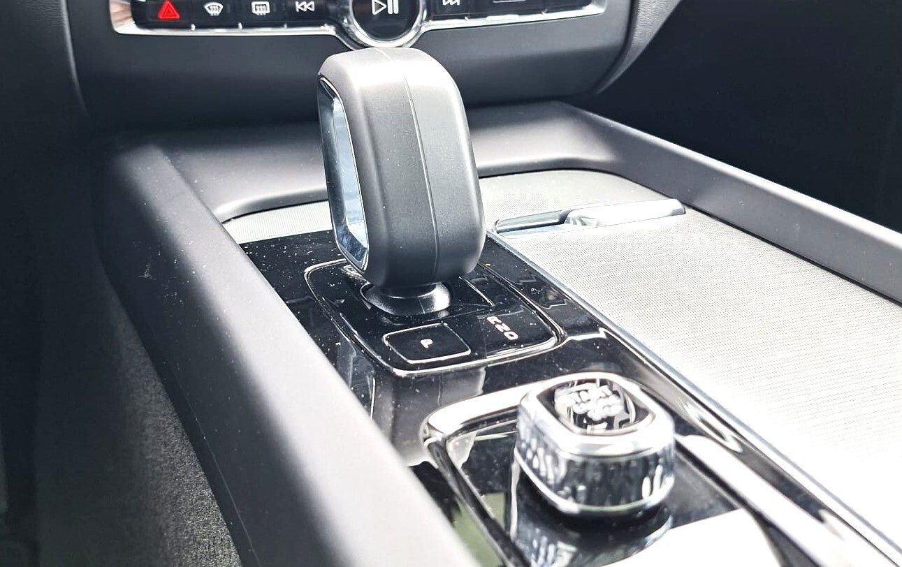 2023 Volvo XC60 — fotografija 13