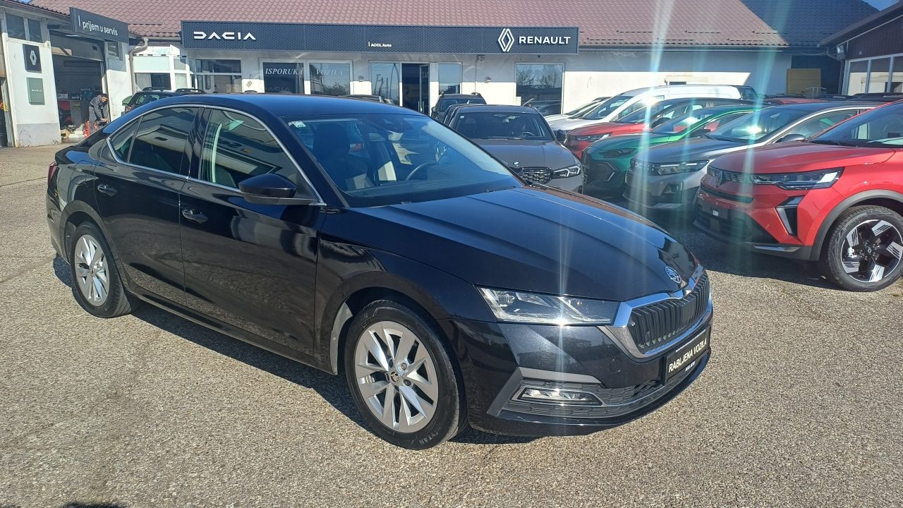 2020 Škoda Octavia — fotografija 3