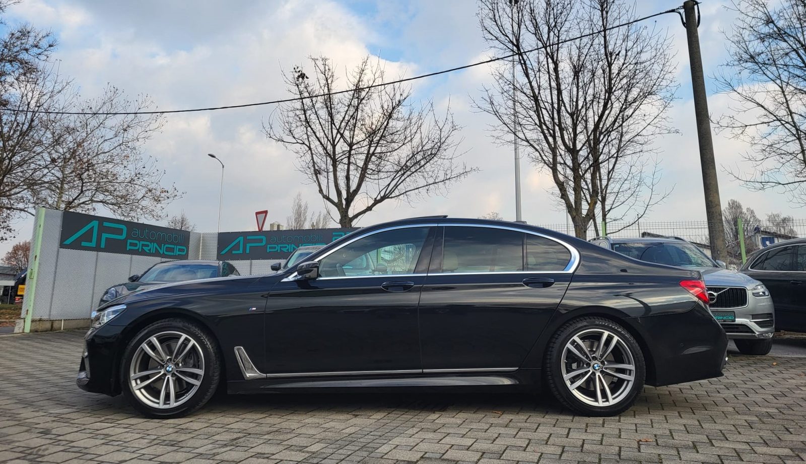 2016 BMW Serija 7 — fotografija 3