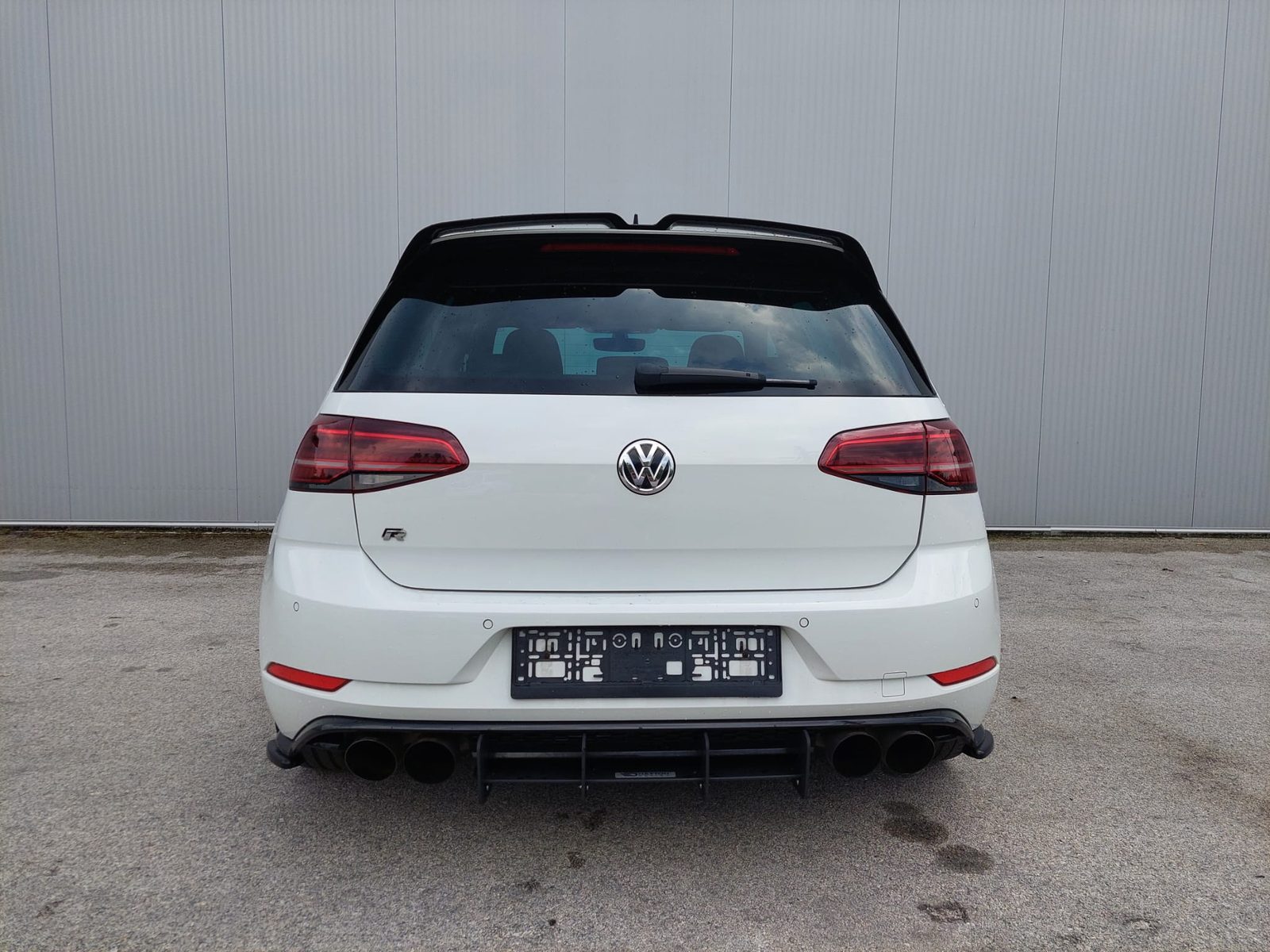 2017 Volkswagen Golf — fotografija 3