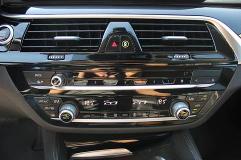 2022 BMW Serija 5 — sličica 20