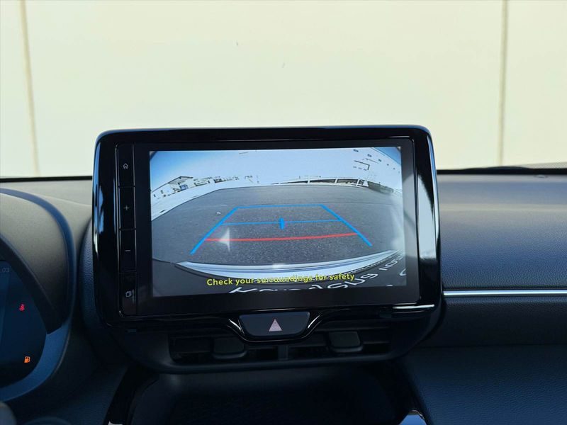 2026 Toyota Yaris Cross — fotografija 12