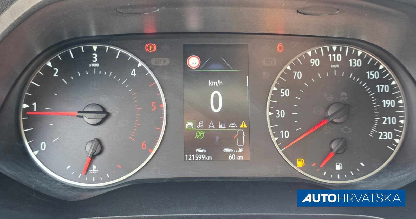 2021 Renault Captur — fotografija 14