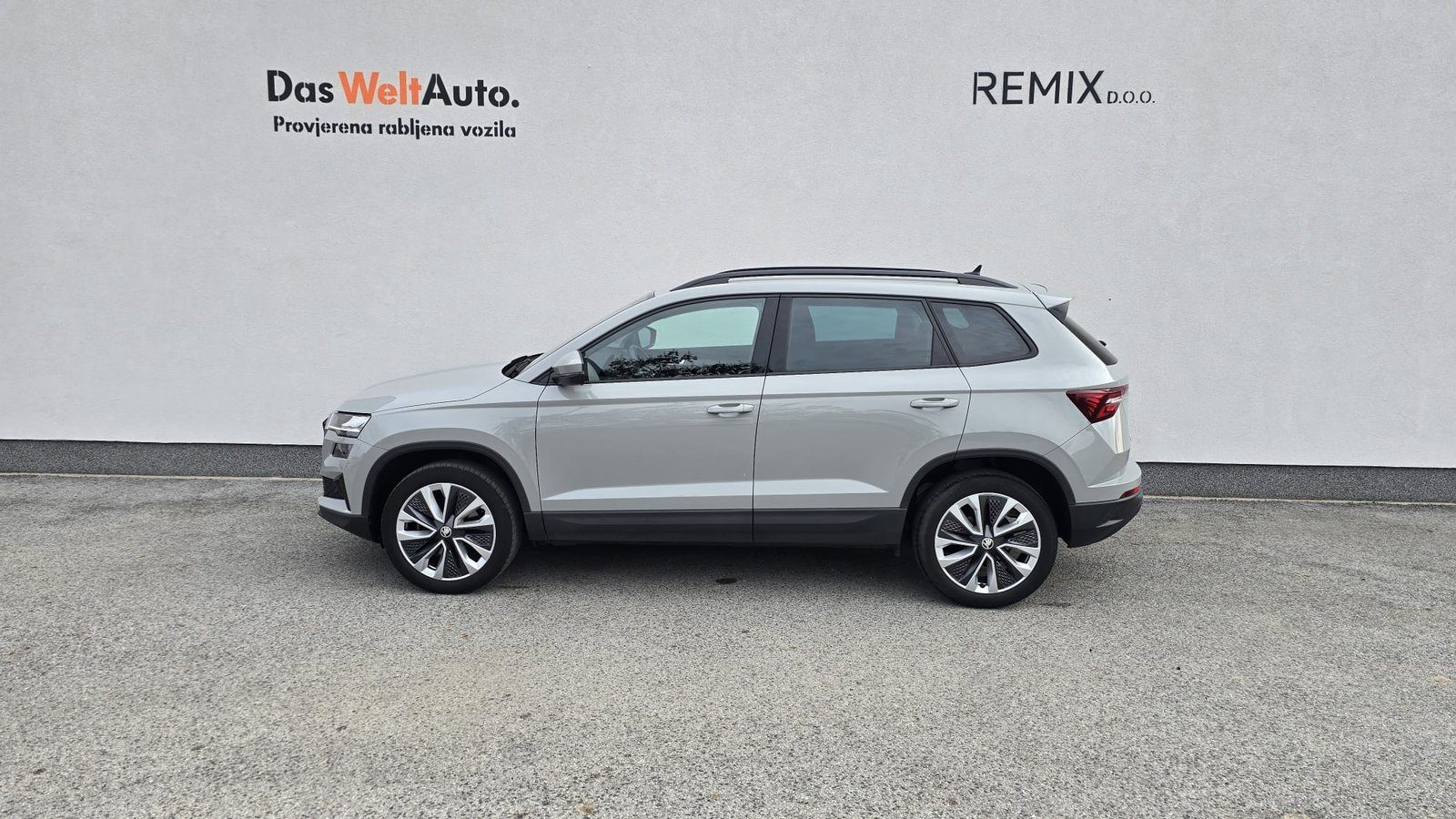 2023 Škoda Karoq — fotografija 3