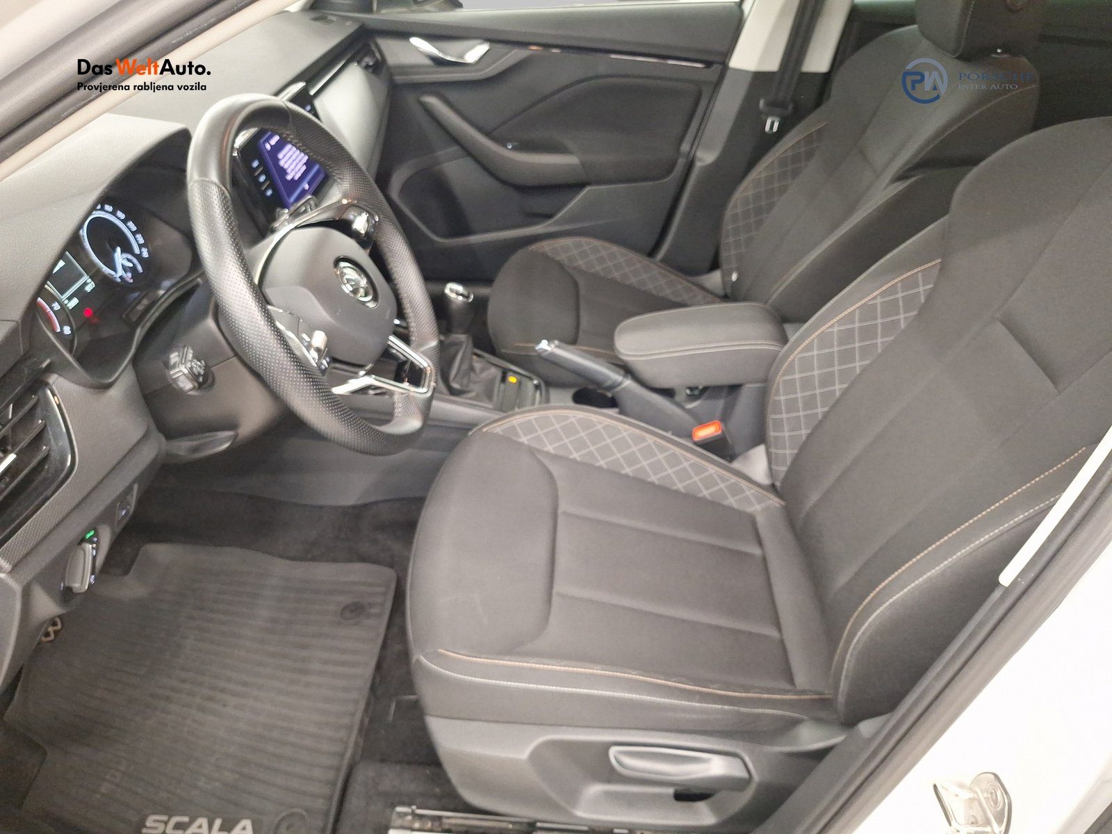 2021 Škoda Scala — fotografija 15