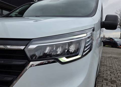 2023 Renault Trafic — sličica 4