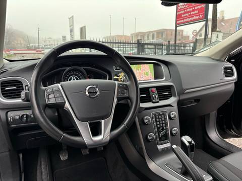 2019 Volvo V40 — sličica 11
