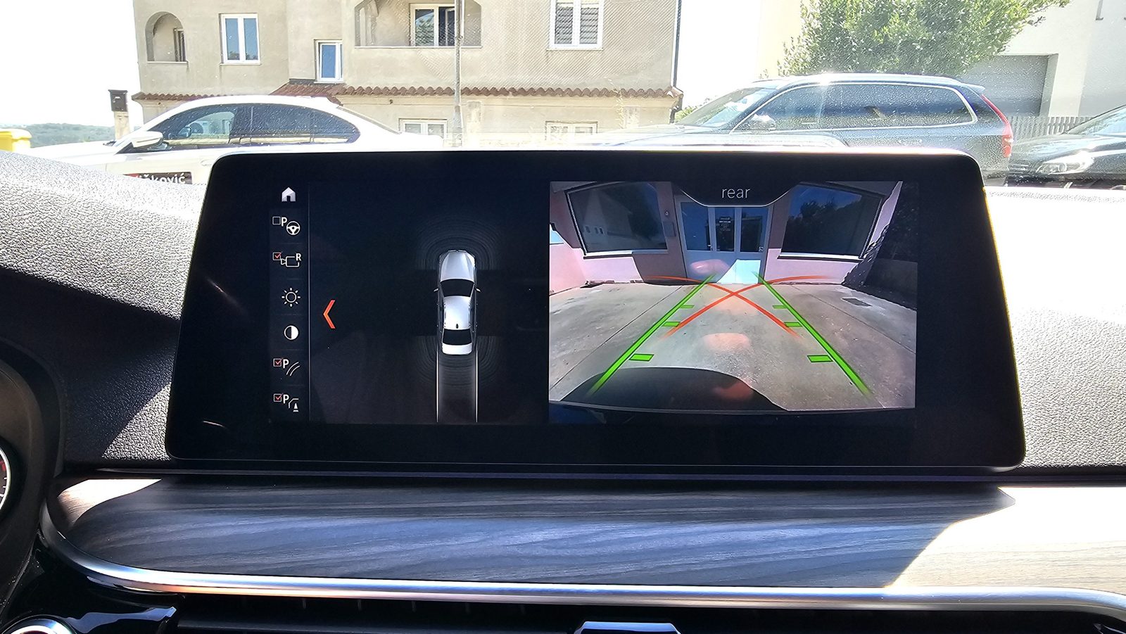 2018 BMW Serija 5 M Sport — fotografija 24