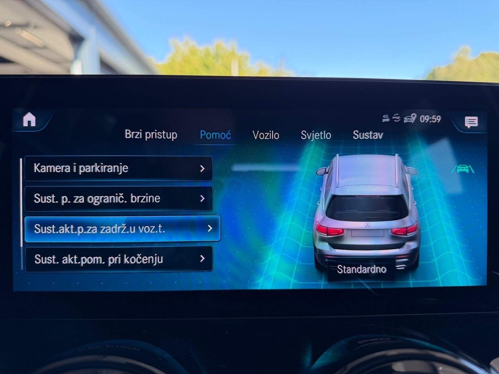 2021 Mercedes-Benz GLB — fotografija 16
