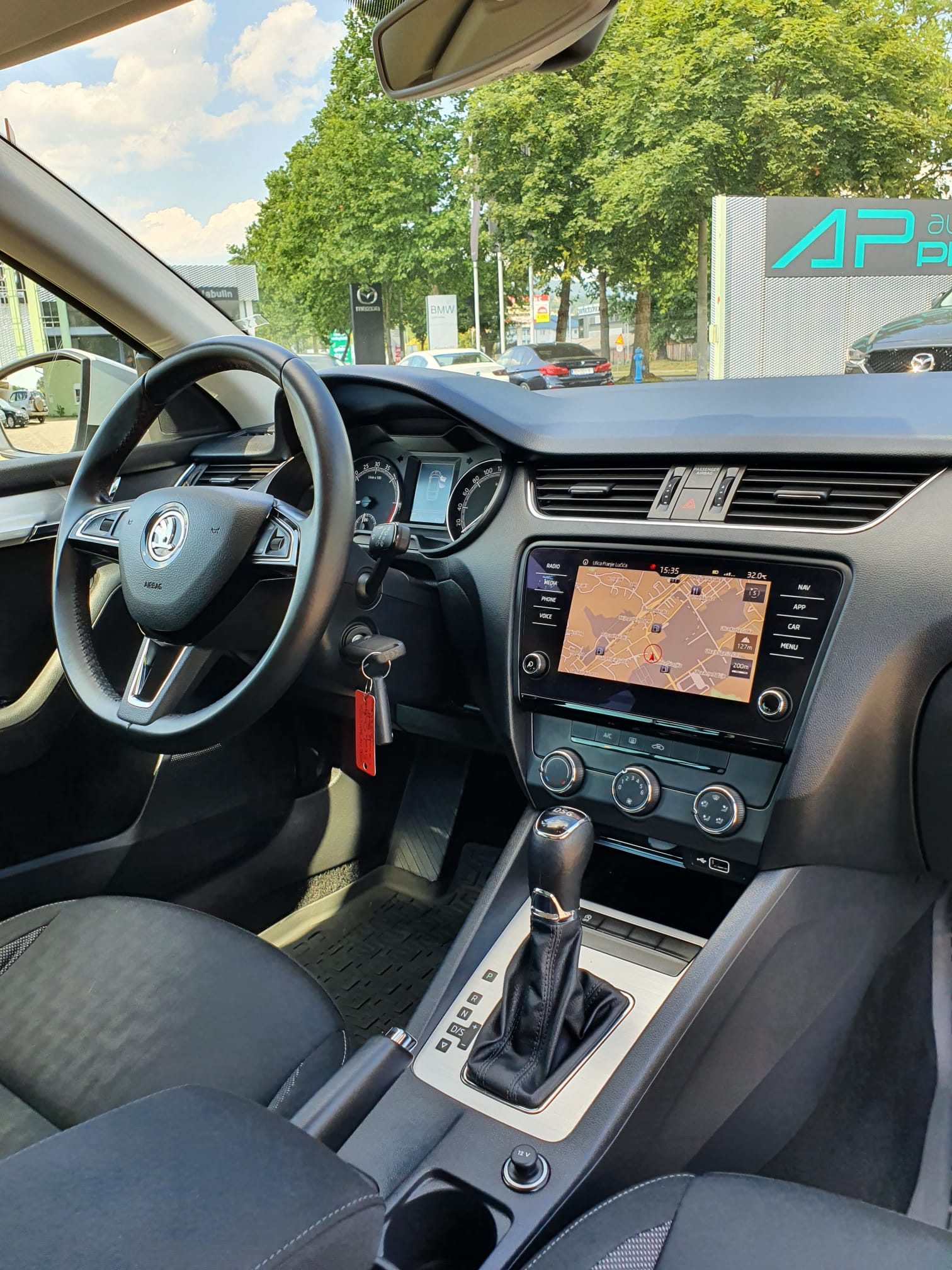 2018 Škoda Octavia Combi — fotografija 23