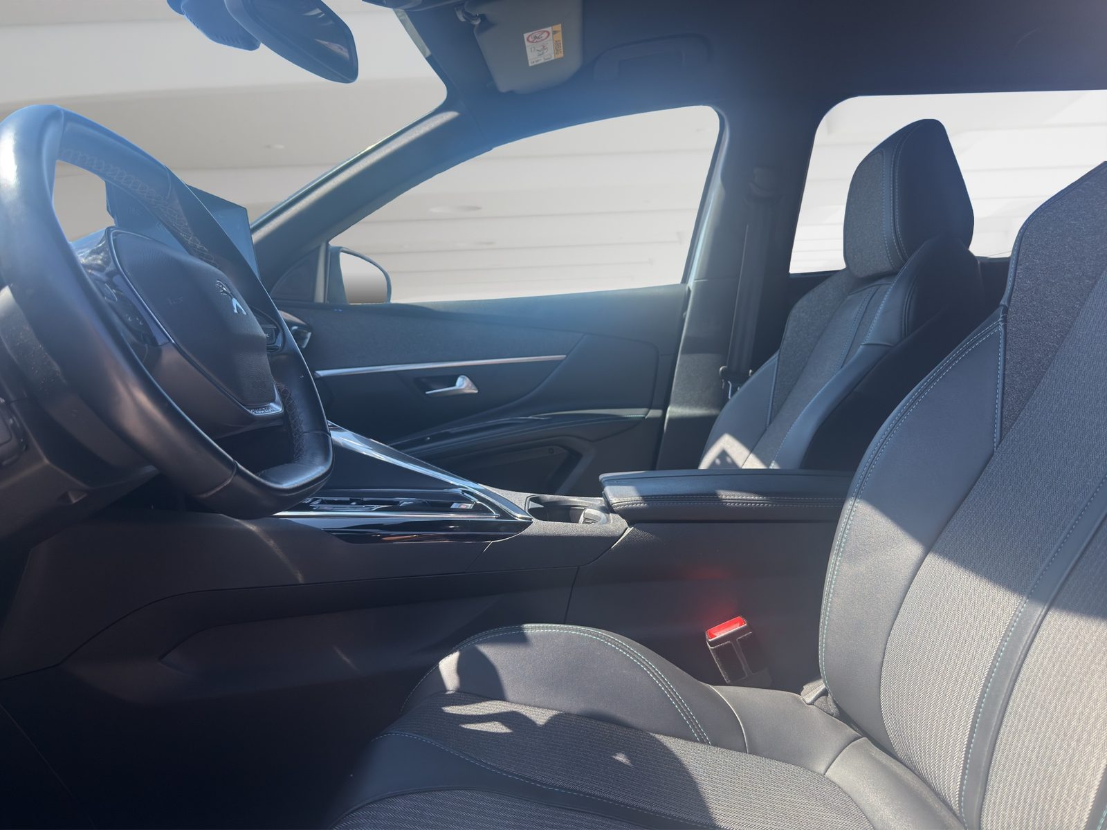 2023 Peugeot 5008 — fotografija 9