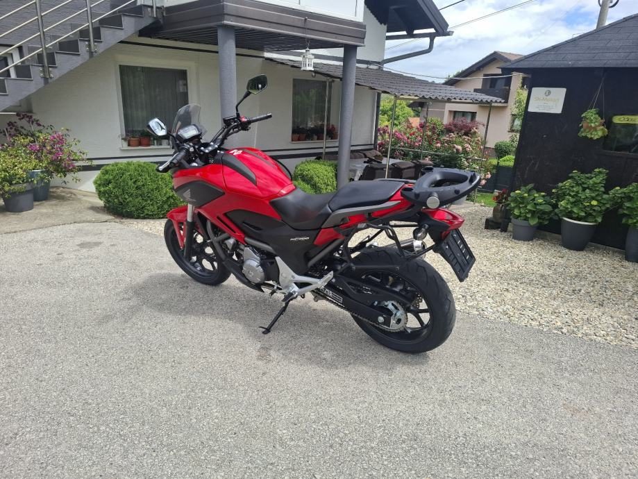 2016 Honda NC700XA — fotografija 6