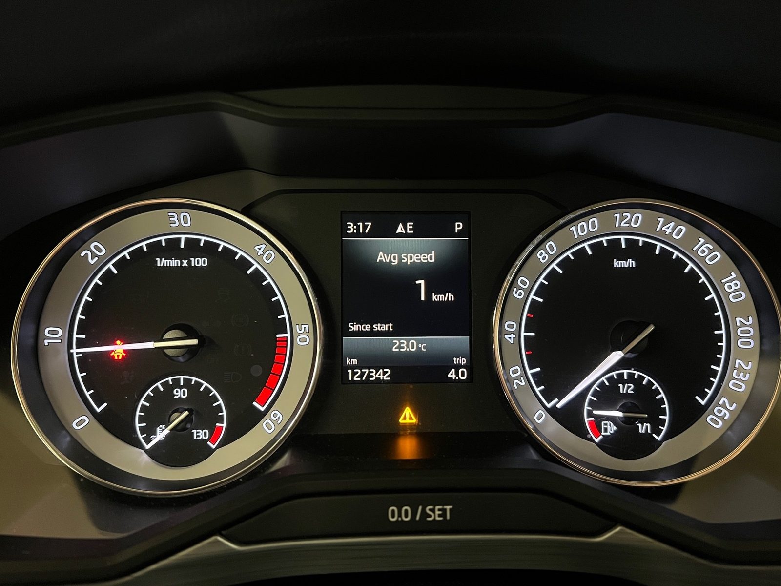 2021 Škoda Superb — fotografija 17