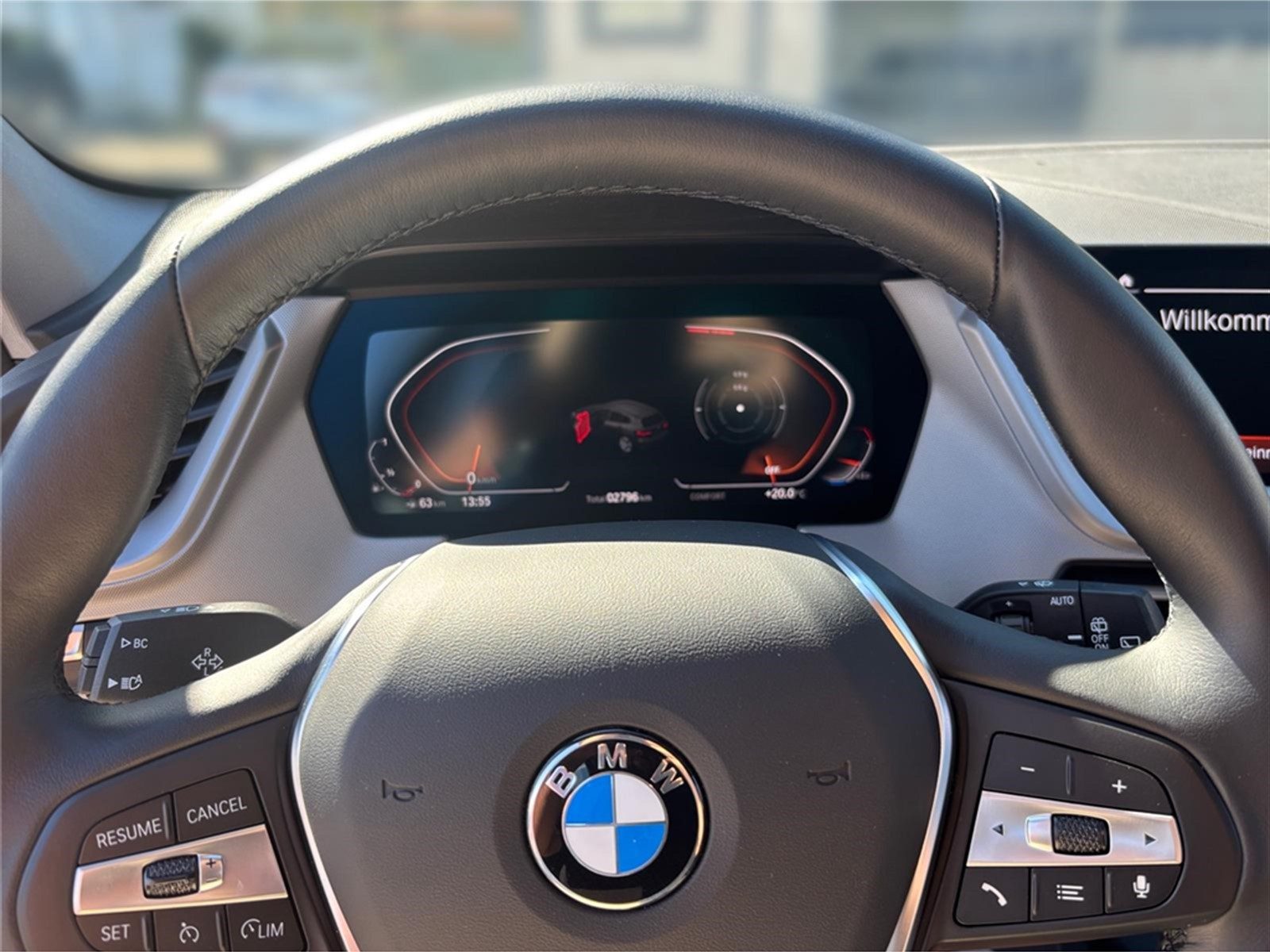 2023 BMW Serija 1 — fotografija 7