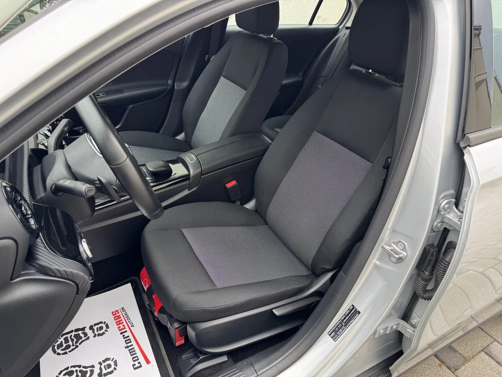 2020 Mercedes-Benz A-klasa — fotografija 13