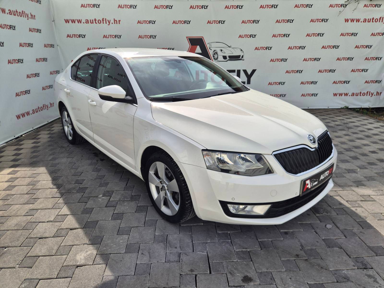 2014 Škoda Octavia — fotografija 10